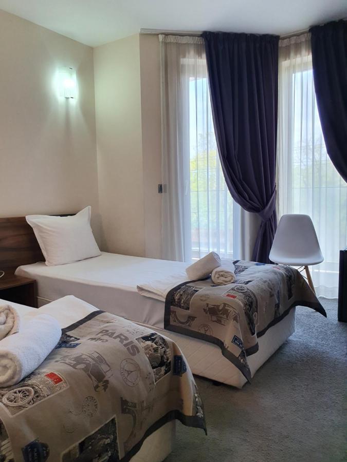 Family Hotel Novel City Burgas Extérieur photo