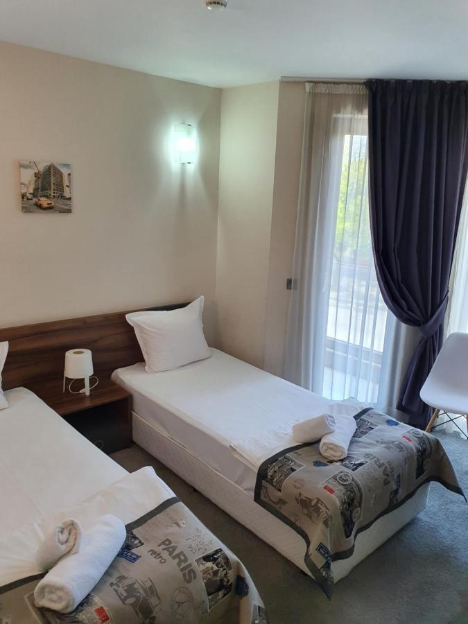 Family Hotel Novel City Burgas Extérieur photo