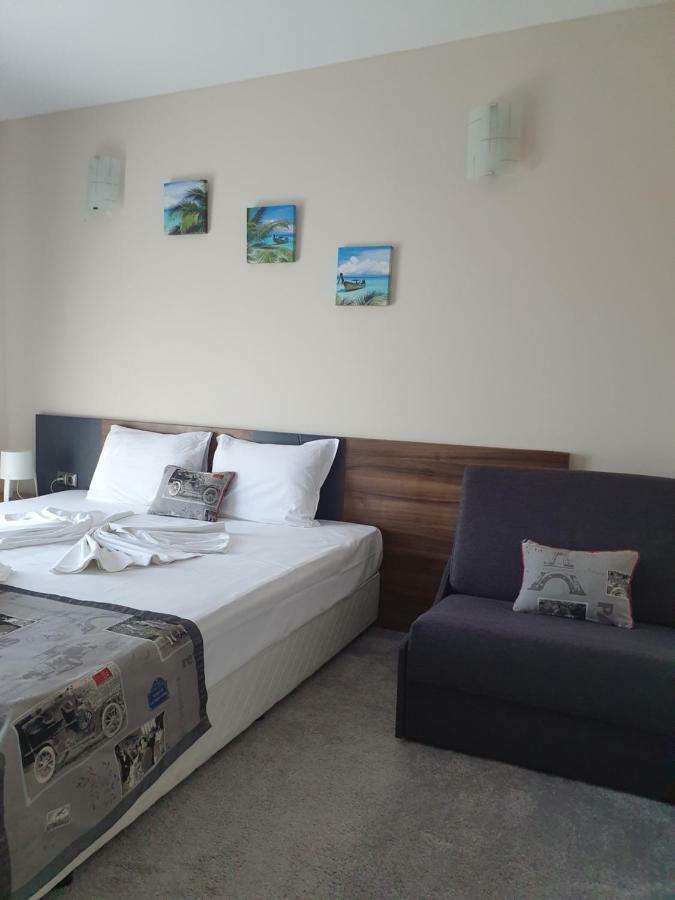 Family Hotel Novel City Burgas Chambre photo