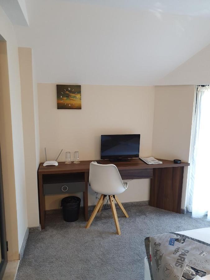 Family Hotel Novel City Burgas Extérieur photo